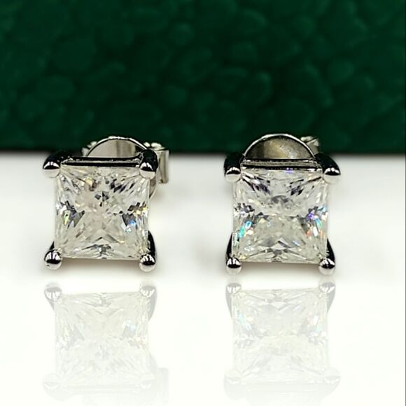 Certified 2ct Moissanite Princess Cut Luxury Stud Earrings UNISEX - Picture 6 of 8